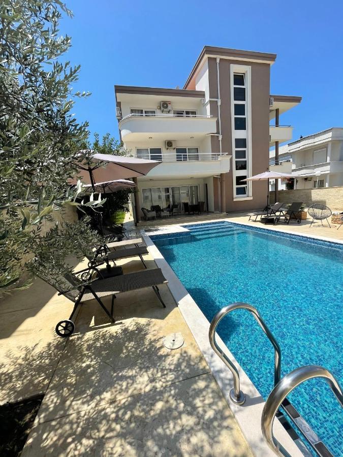 Apartments Harris Ulcinj Eksteriør bilde