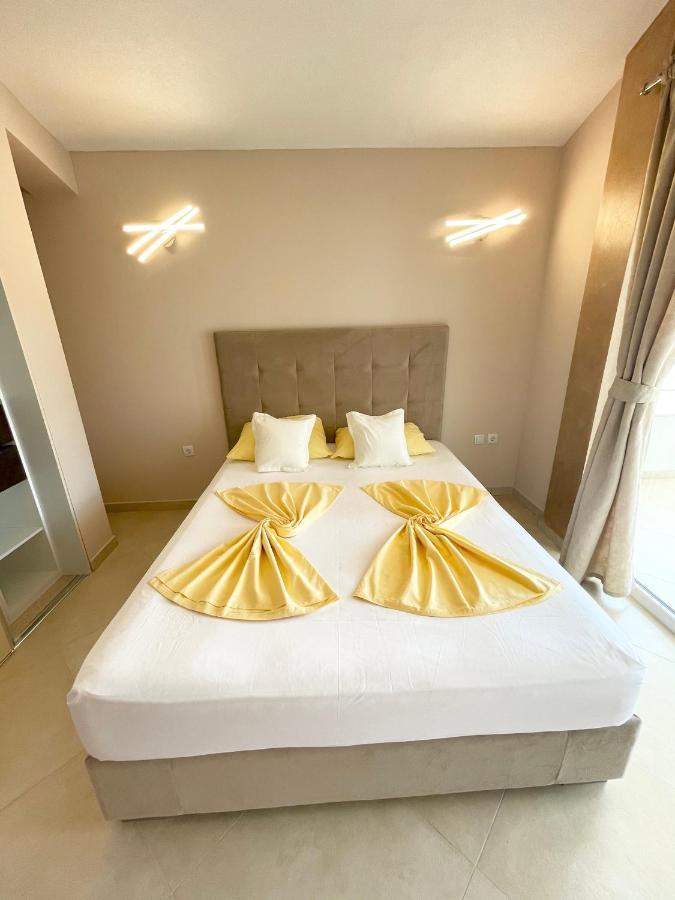 Apartments Harris Ulcinj Eksteriør bilde