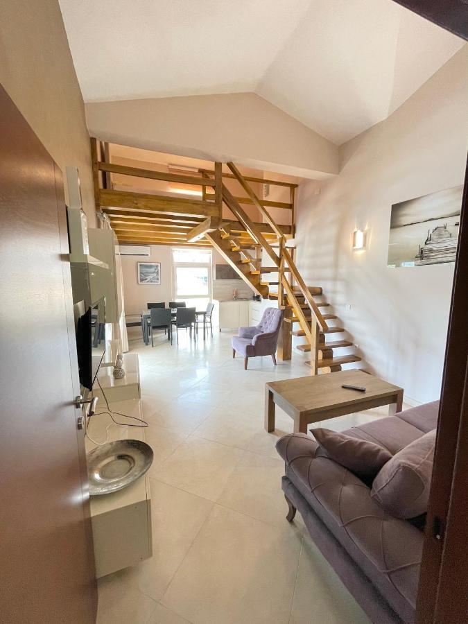 Apartments Harris Ulcinj Eksteriør bilde