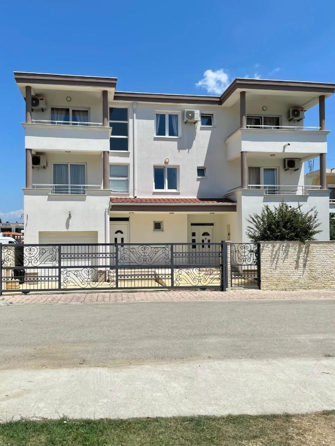 Apartments Harris Ulcinj Eksteriør bilde